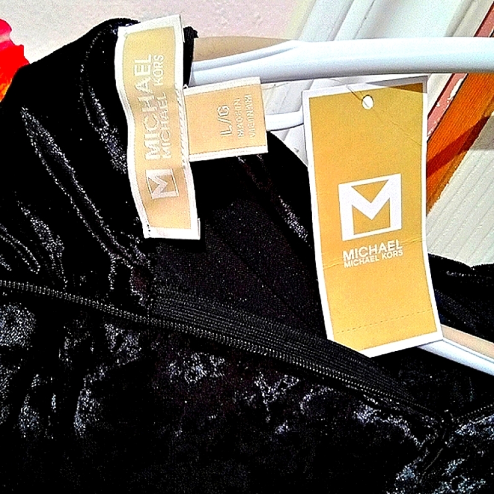 MICHAEL KORS🎀Black VelvetTwist Neckline Blouse with Puff Long Sleeve Sz: L - Picture 10 of 12